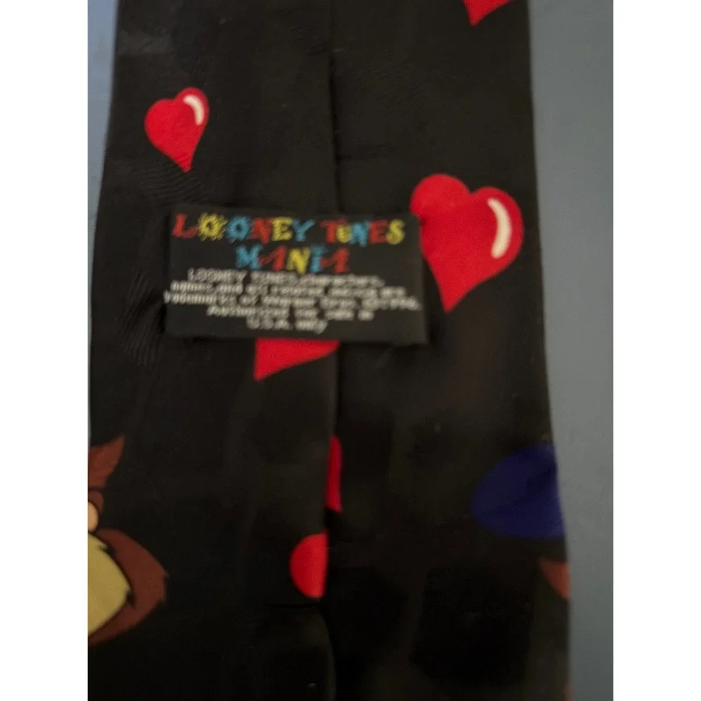 Looney Tunes Men's Taz Devil Hearts Tasmanian Necktie Tie Valentines - Picture 5 of 6
